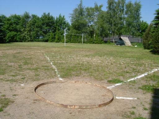 images/historischesSchulhaus/aussenanlagen%20vor%202011%206.jpg#joomlaImage://local-images/historischesSchulhaus/aussenanlagen vor 2011 6.jpg?width=512&height=384