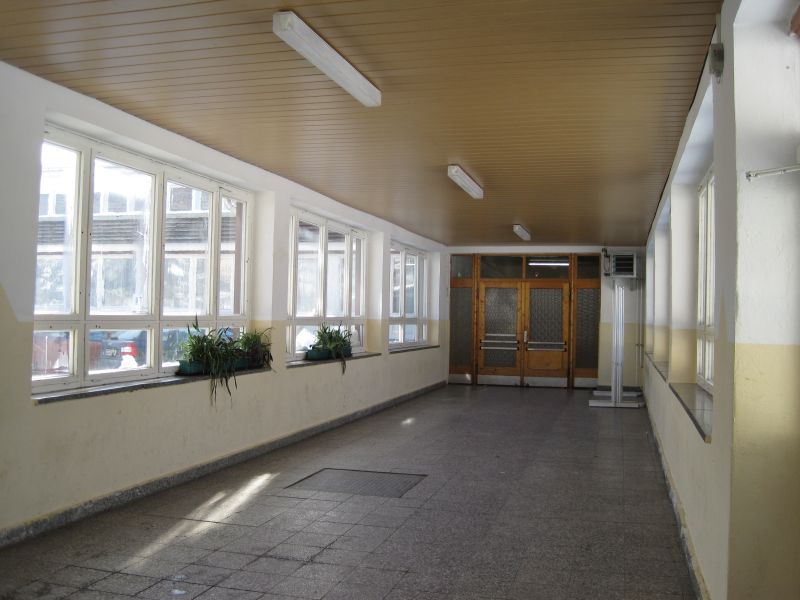 images/historischesSchulhaus/zwischengang%20um%202011-2.jpg#joomlaImage://local-images/historischesSchulhaus/zwischengang um 2011-2.jpg?width=800&height=600