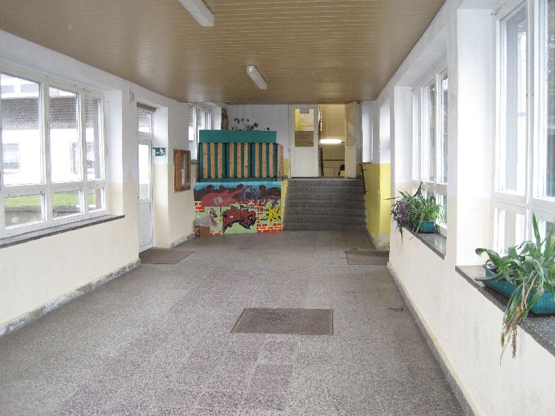 images/historischesSchulhaus/zwischengang%20um%202011.jpg#joomlaImage://local-images/historischesSchulhaus/zwischengang um 2011.jpg?width=800&height=600